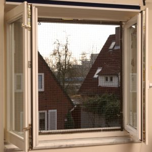 Gesichertes Fenster, Gefahren sind somit gebannt.